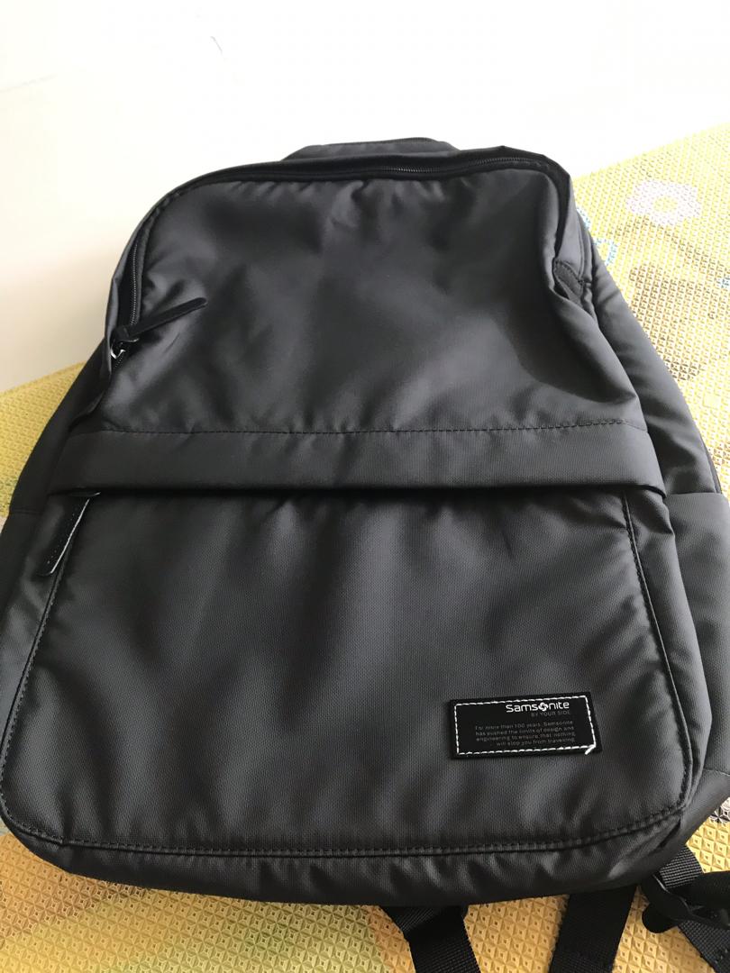 samsonite varsity backpack