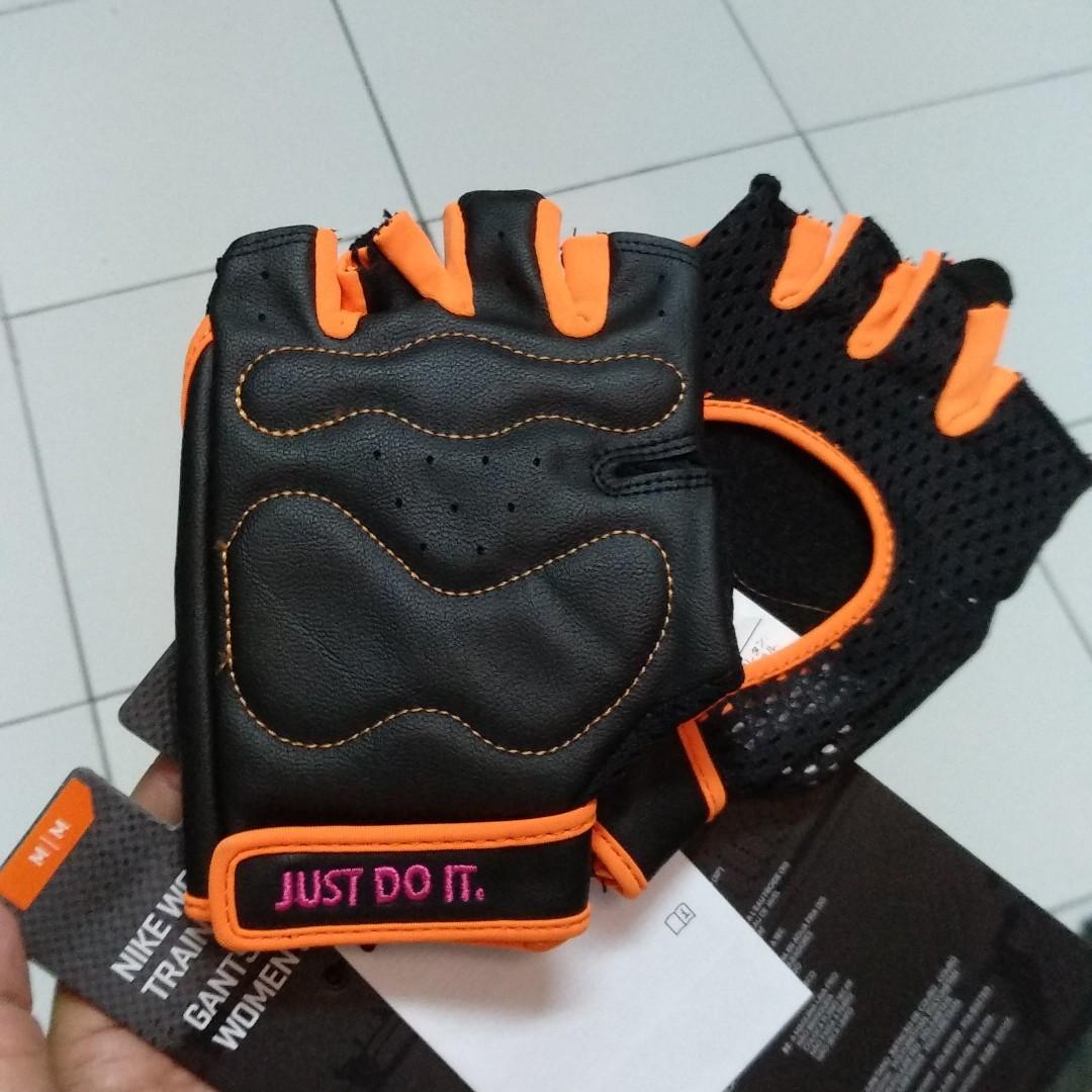 nike women's perf wrap training gloves