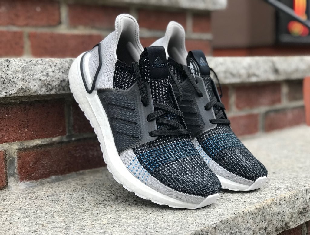 ultra boost 19 shock cyan