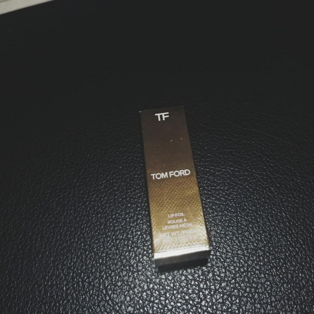 Tom Ford Makeup Set (Category: Makeup) located in Taguig. Submitted by jcolette16 (Listing ID 233141500, Image 1). Description: Hello! Selling original, brand new Tom Ford products for less. My tita in Canada gifted them to me, and I think you would appreciate it better. :) Product details from the Tom Ford website: Cream Blush $65 (P3,372) --- selling for P2500 An oil-free, cream blush to instantly brighten up the face with a natural-looking was