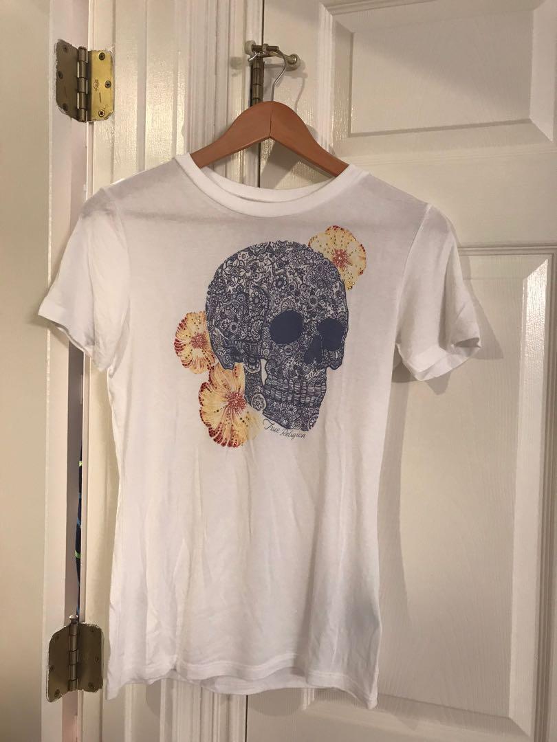 True Religion Women S Tee Top Women S Fashion Clothes Tops On