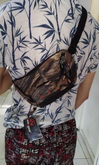 (Kategori: ) berada di . Dikirim oleh sinprelovednew (ID iklan 233370237, Gambar 1). Deskripsi: .