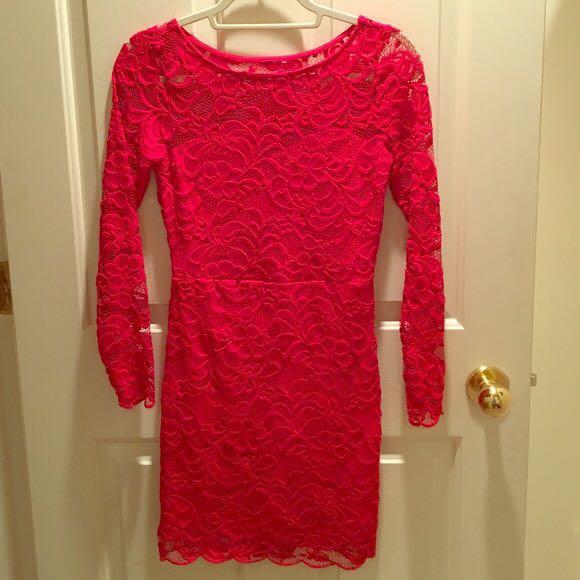 h&m red lace dress