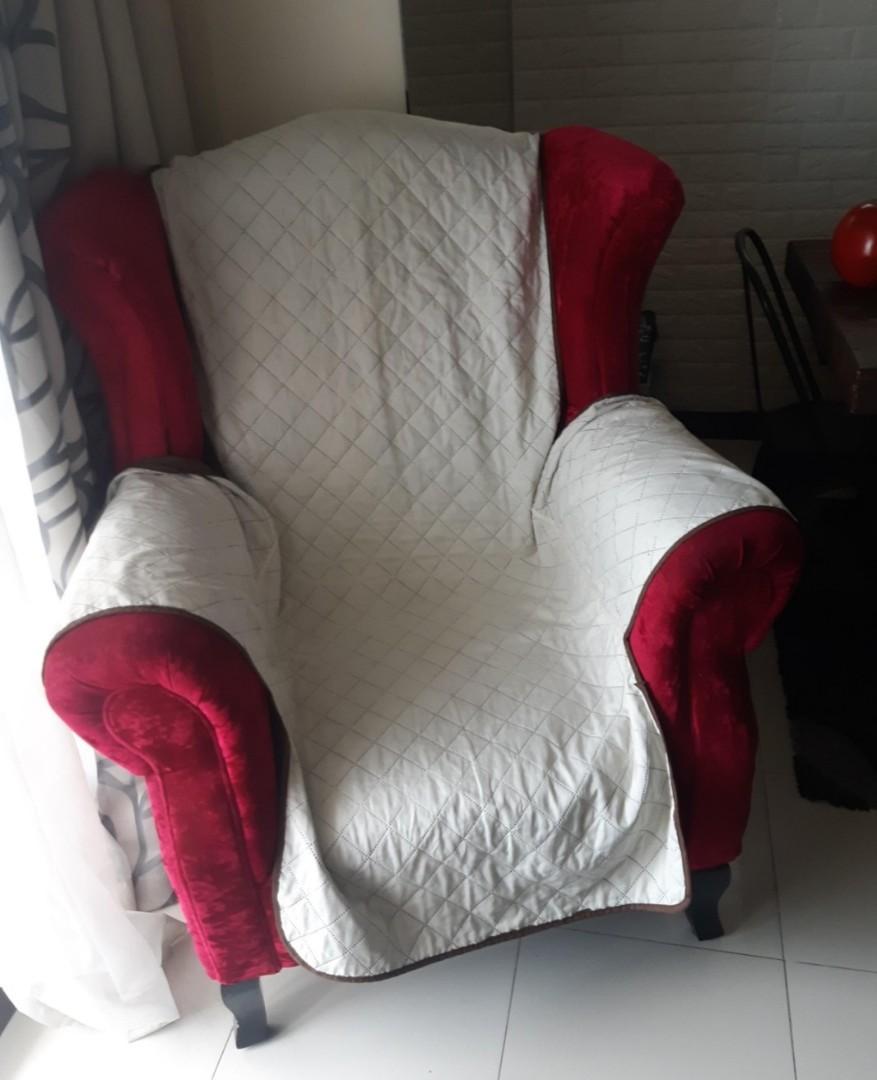 LAST PRICE! Big Accent chair 3k each (Category: Chairs) located in Quezon City. Submitted by zzlapuz (Listing ID 233380077, Image 2). Description: Used but not abuse.. with cover since day 1 kya no stain. Pick up.or via lalamove in Pasig Blvd near shaw blvd pasig. By schedule for viewing or pick up. NO HAGGLING super mura na po yan Rfs: change furnitures.