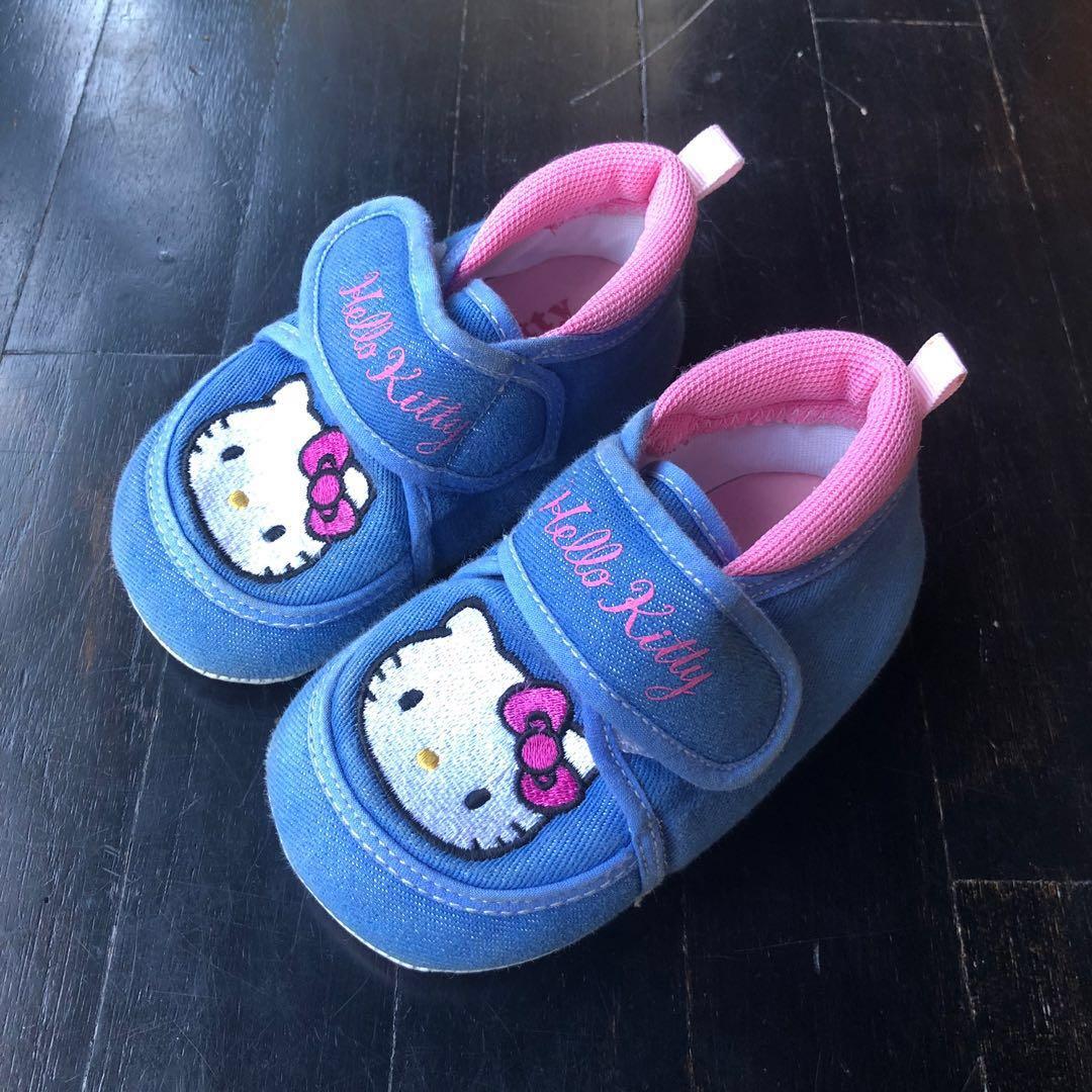 Baby girl shoes 9-12 / 12-18 months 