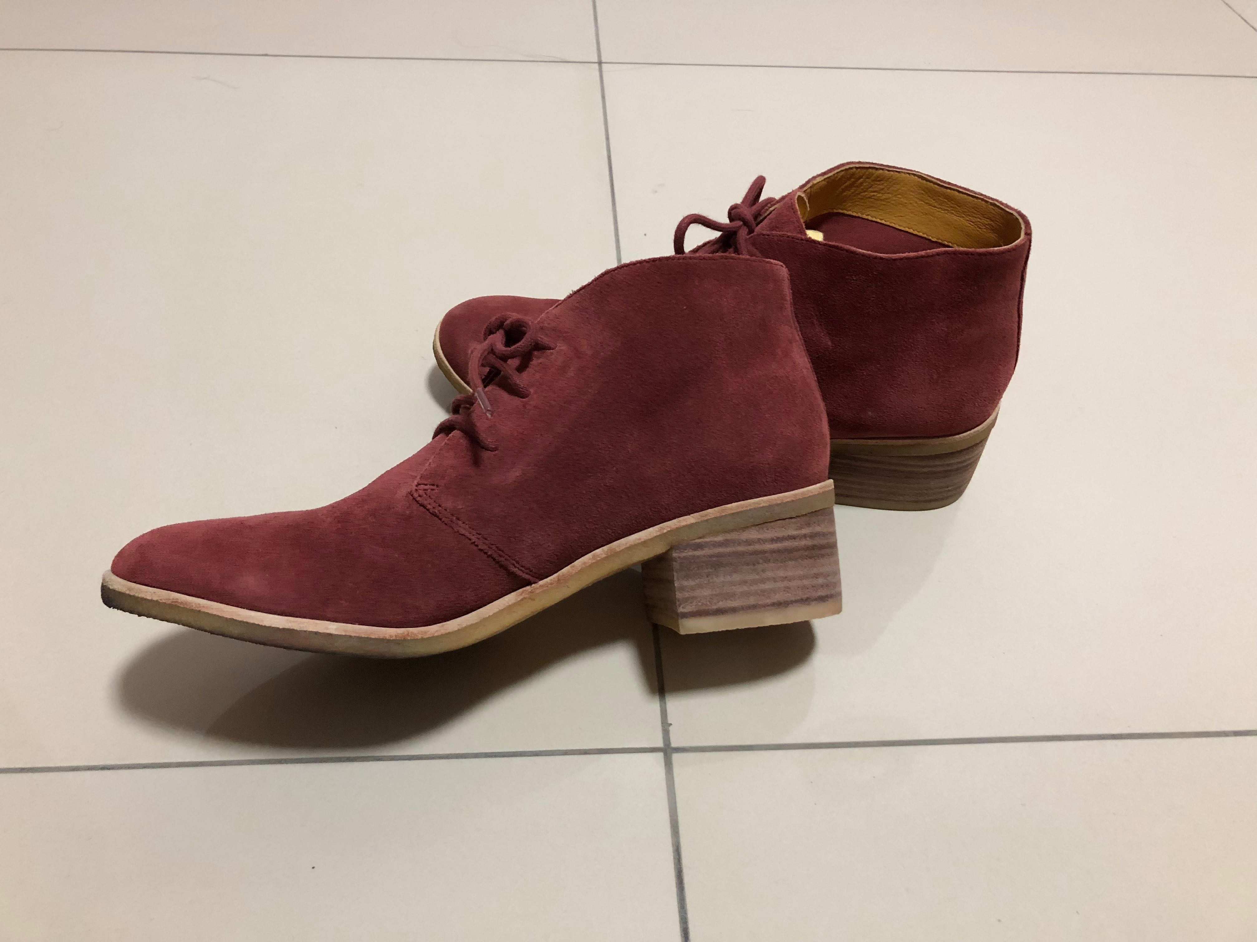 Clarks phenia 2025 carnaby boot