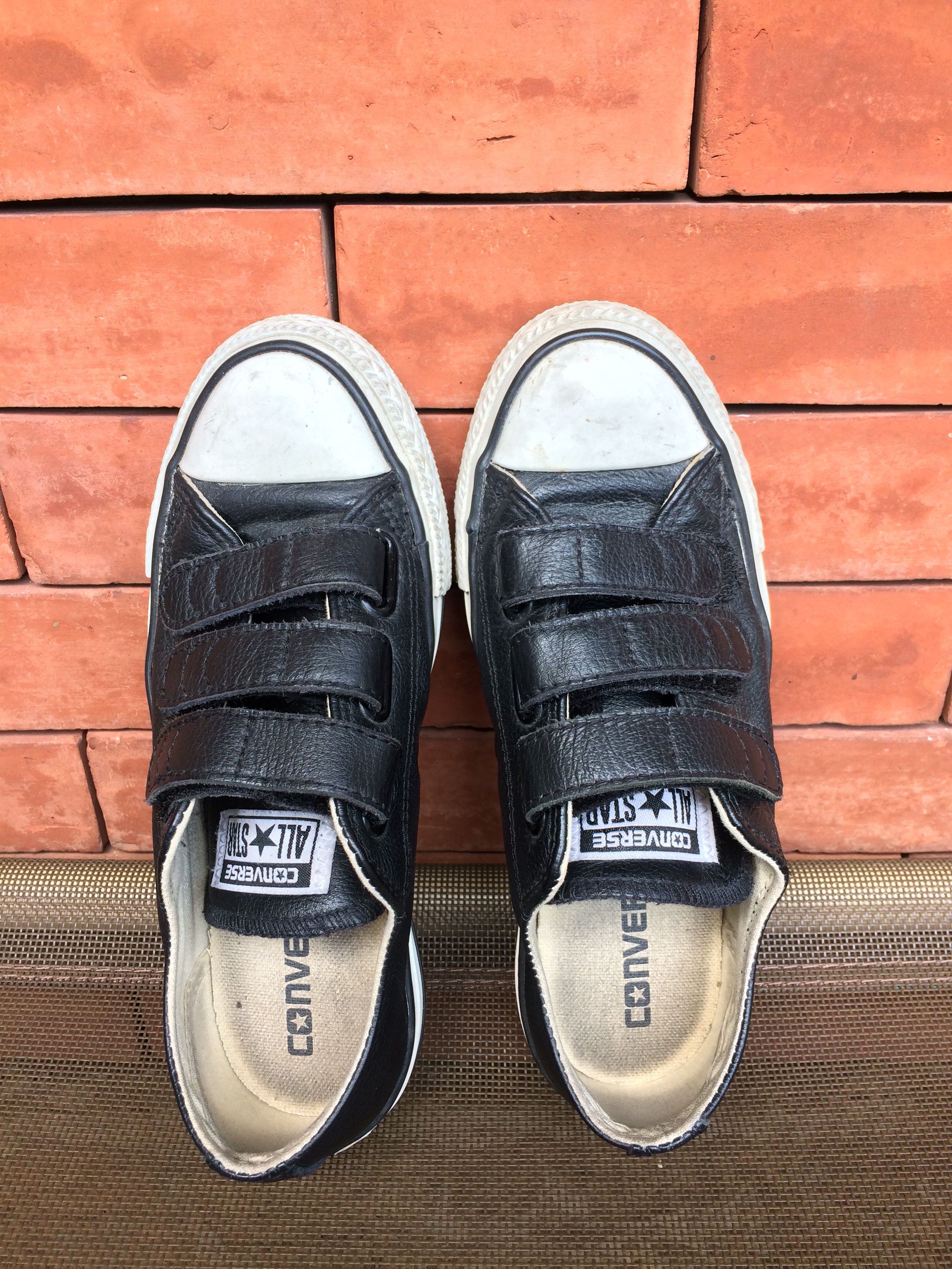 converse leather rubber