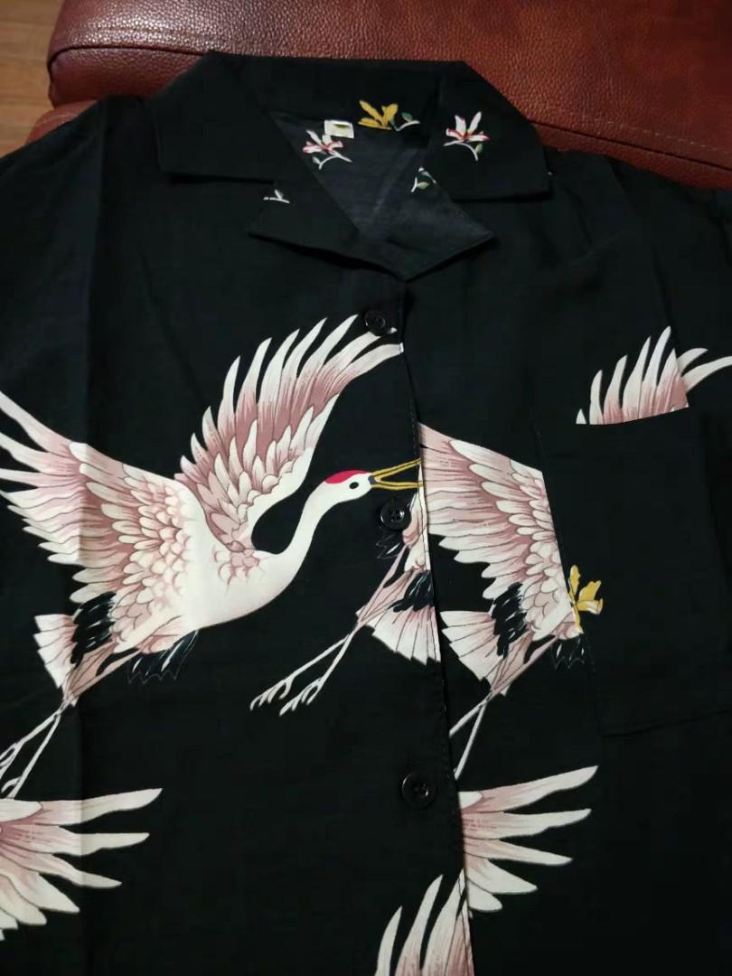 Crane Pattern Blouse (Category: Blouses) located in Kuala Lumpur. Submitted by jamiewardrobe90 (Listing ID 233347595, Image 3). Description: Saiz: Free Size Brand: Japan.