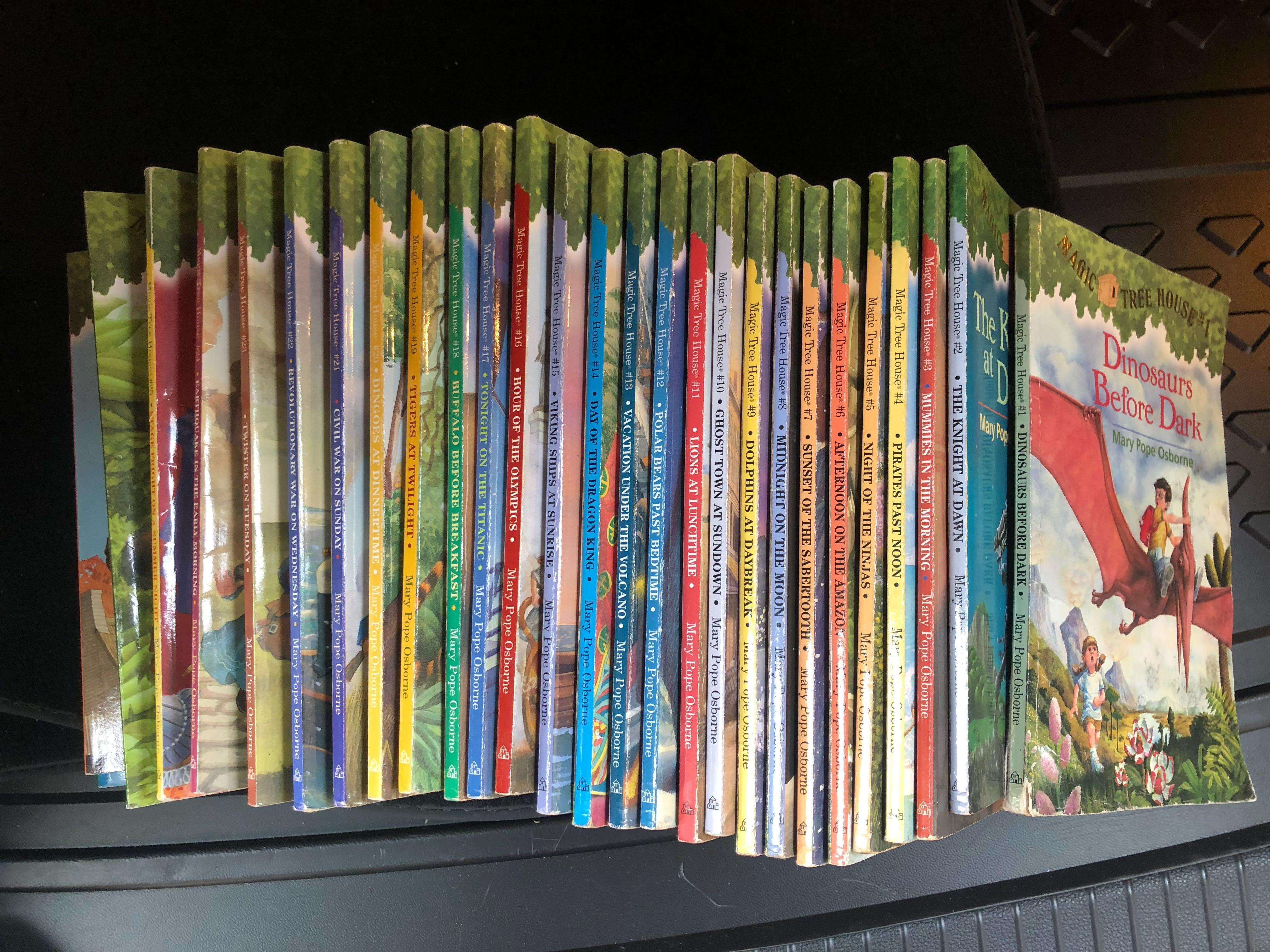 Wallpaper Magic Tree House 1 28 Books Stationery Children S Books On For iPhone Free
