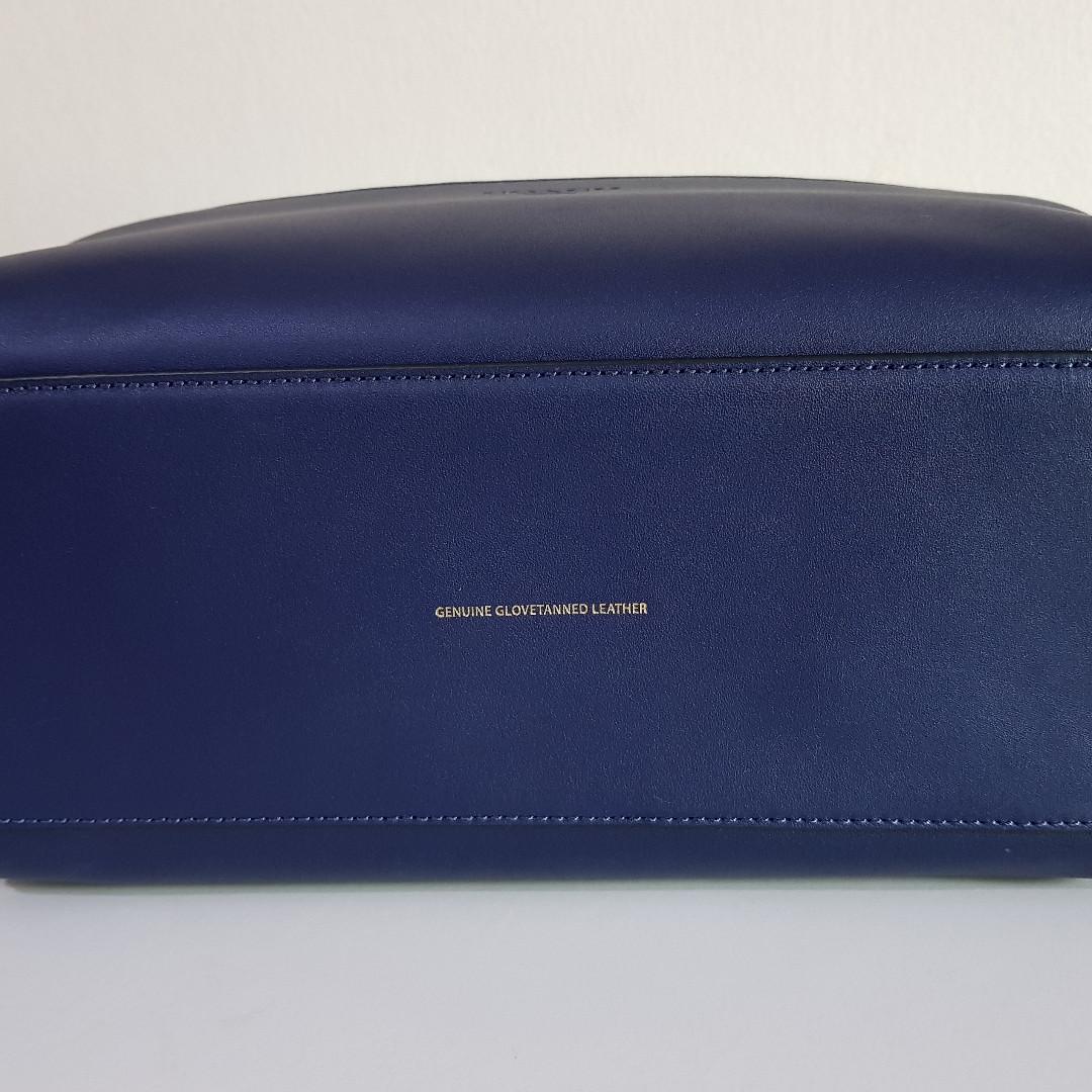 men's coach pouch