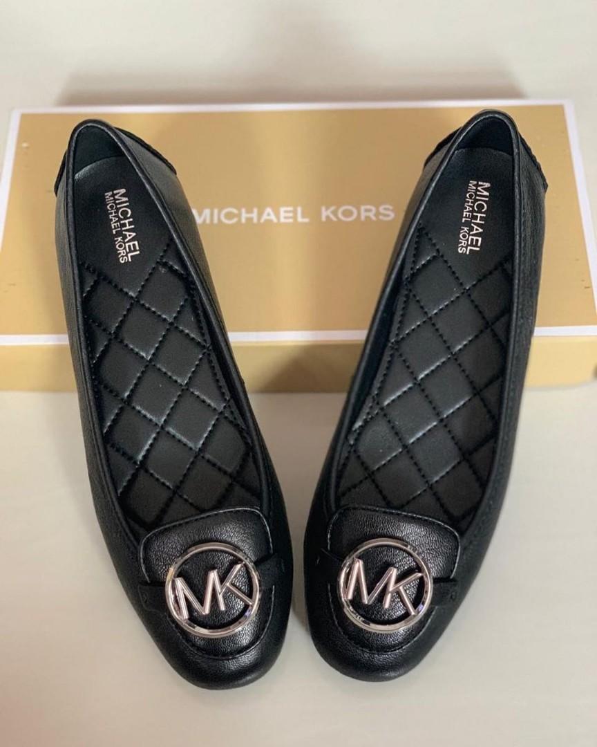 MK lillie moc black shw sz 5.5 7 Fesyen Wanita Sepatu di Carousell