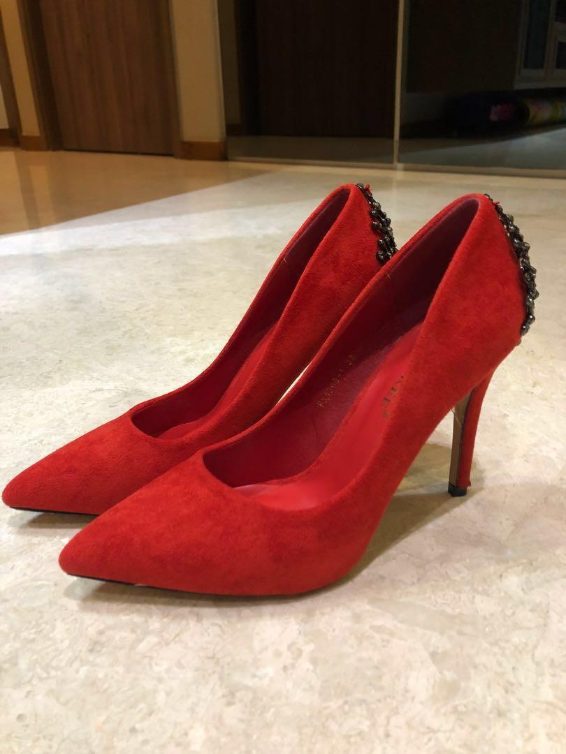 Red closed toe store heels