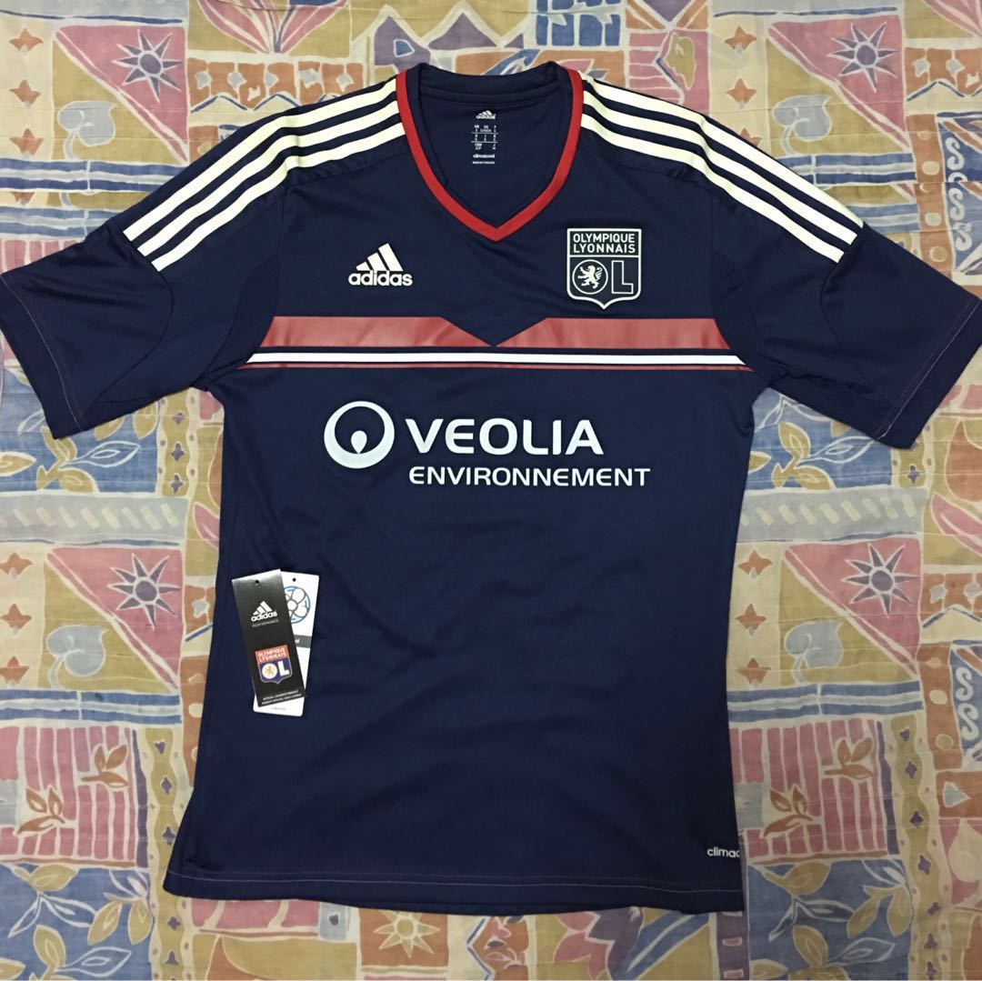 olympique lyon kits