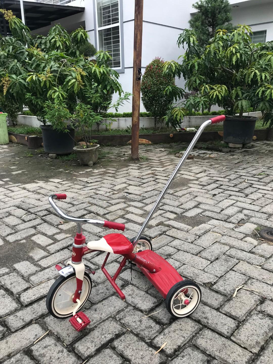 Radio Flyer Tricycle Push Handle Motorbikes On Carousell
