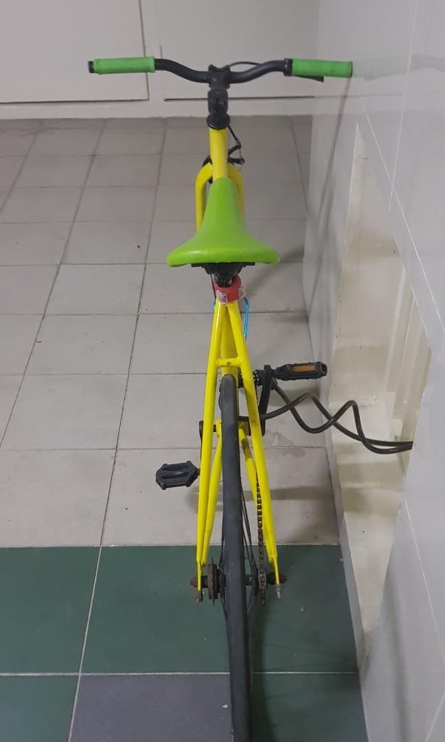 Selling Used Fixie Bike, Sports Equipment, Bicycles & Parts, Bicycles