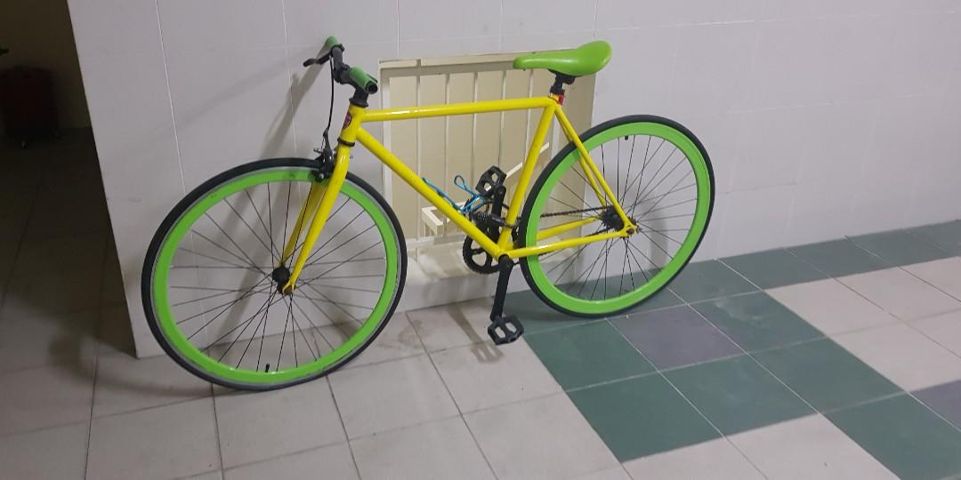Selling Used Fixie Bike, Sports Equipment, Bicycles & Parts, Bicycles