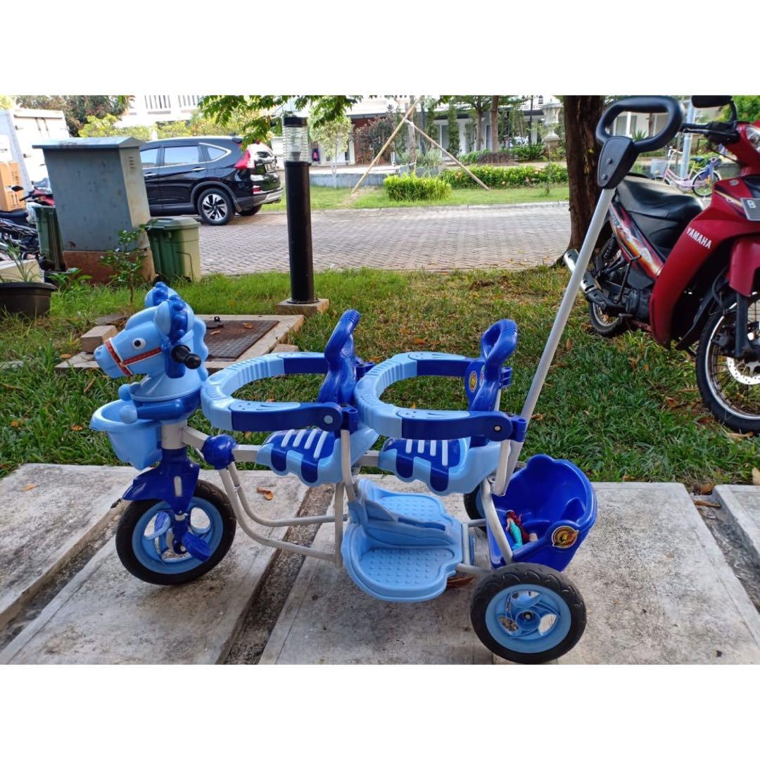 Sepeda Anak Tandem Kembar Toys Collectibles Toys On Carousell
