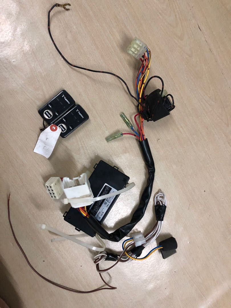 Keyless store auto start