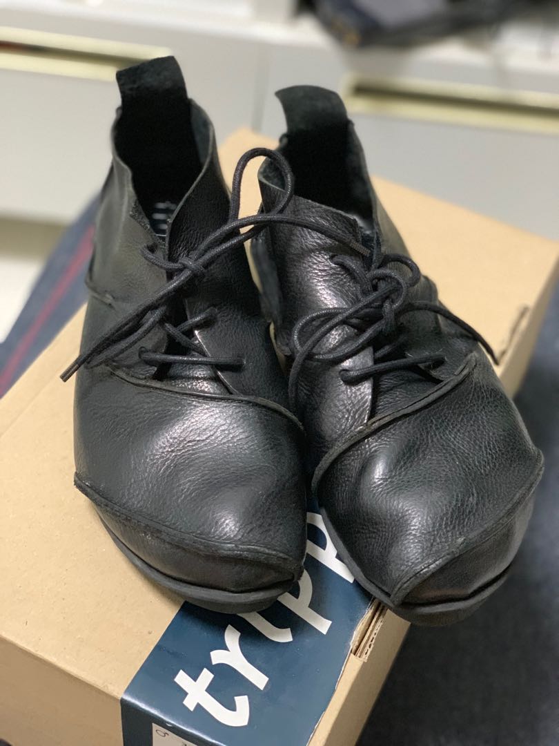 Trippen Black Waw Leather Shoes Size 39, 男裝, 鞋, 西裝鞋- Carousell