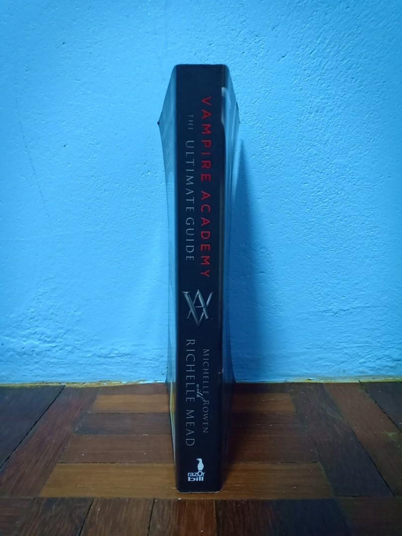 Vampire Academy, Hobbies & Toys, Books & Magazines, Storybooks on