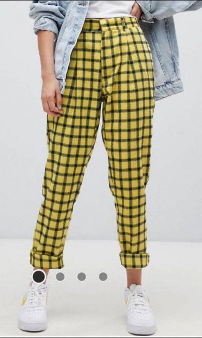 Checkered pants yellow top