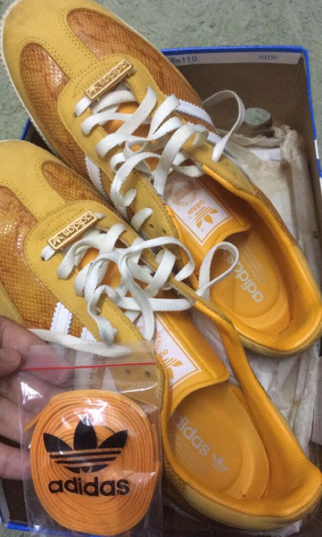 ADIDAS SAMBA SNAKE SKIN GOLD EXCLUSIVE ~ DEADSTOCK ~ VERY RARE & LIMITED, Men's Fashion, on Carousell