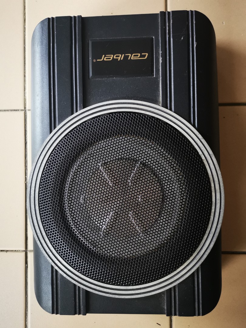 Caliber underseat hot sale subwoofer