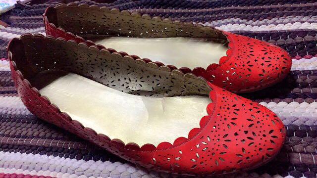 womens red patent leather flats