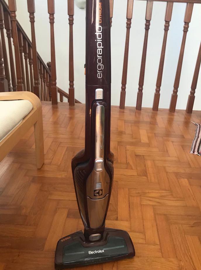 Electrolux Ergorapido Lithium Cordless Vacuum Cleaner, Home Appliances