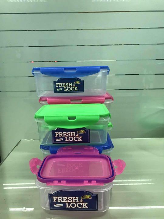 Fresh & lock toppersware , Food & Drinks, Beverages on Carousell