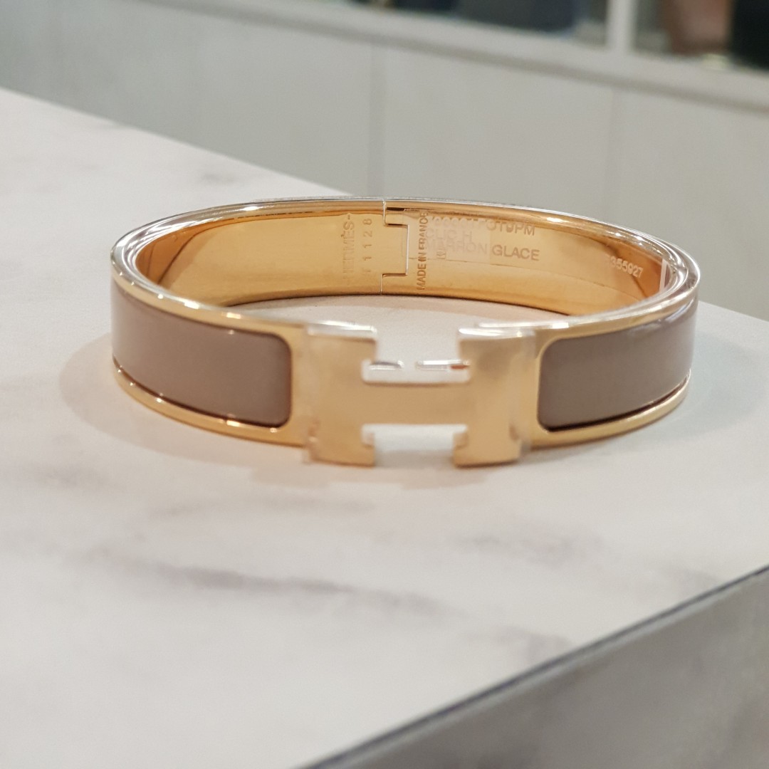 Hermes Clic H Bracelet Marron Glace PM, Luxury, Accessories on Carousell
