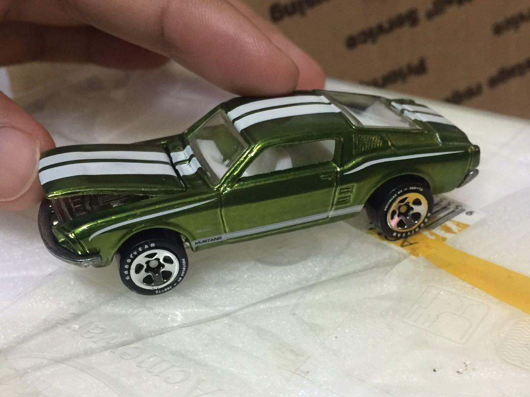 Hot wheels mustang 68 outlet