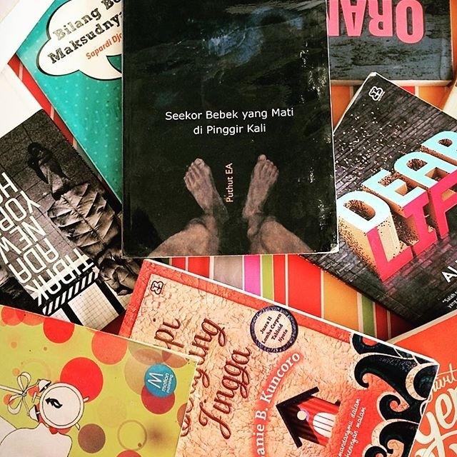 Kumpulan Cerita Seekor Bebek Mati Di Pinggir Kali Phutut Ea Books Stationery Books On Carousell