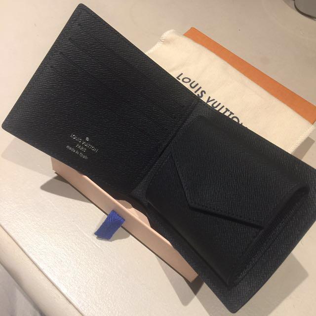 Shop Louis Vuitton EPI Marco wallet (M62289) by Bellaris