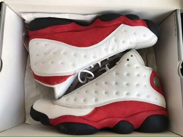 NIKE AIR JORDAN 13 RETRO CHICAGO ORIGINAL Fesyen Pria Sepatu