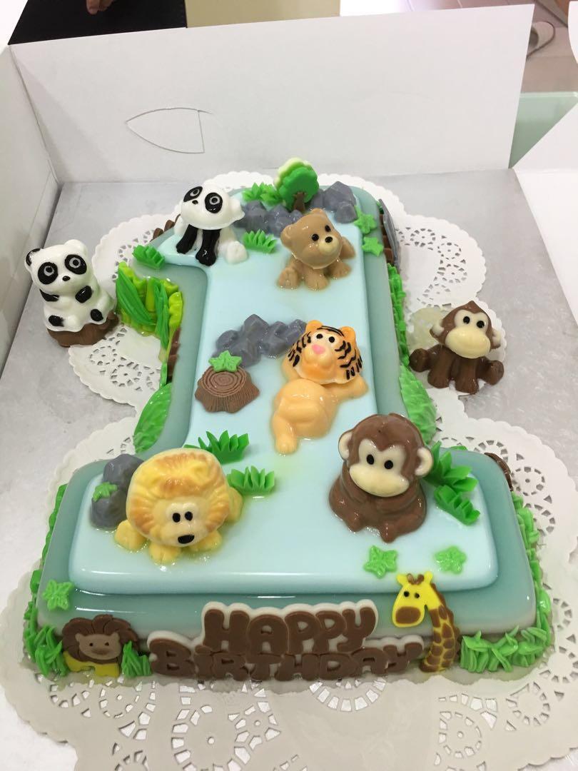 Animal Cakes in Singapore: Animal Theme Birthday Cake Design