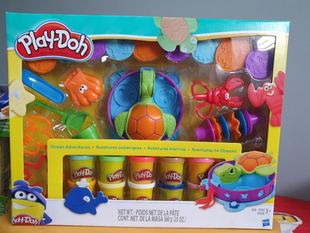 PLAY-DOH OCEAN ADVENTURES SET WITH 10 CANS OF COLORED PLAYDOH NEW 