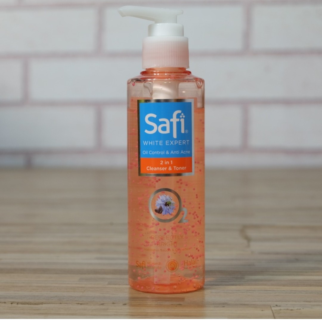 Safi oil control & anti acne clearance 2 in 1 cleanser & toner