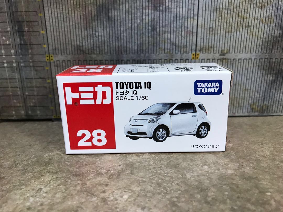 Tomy Tomica 28 Toyota Iq 玩具 遊戲類 玩具 Carousell