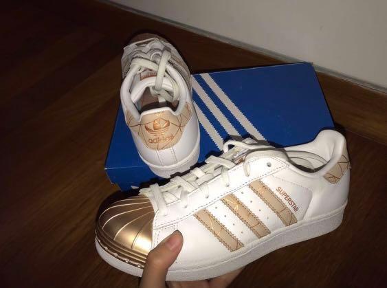 Adidas stan smith top gold metal toe