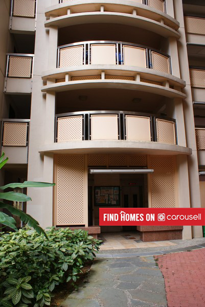(Category: ) located in . Submitted by mr.agent (Listing ID 233704860, Image 1). Description: .
