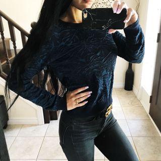 Blue patterned sweater size XS / S