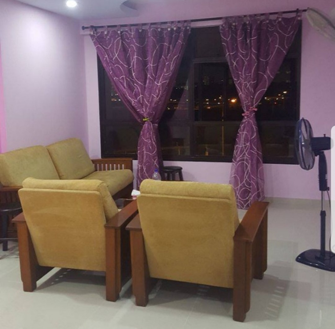 (Category: ) located in . Submitted by ann7772 (Listing ID 233729715, Image 1). Description: .