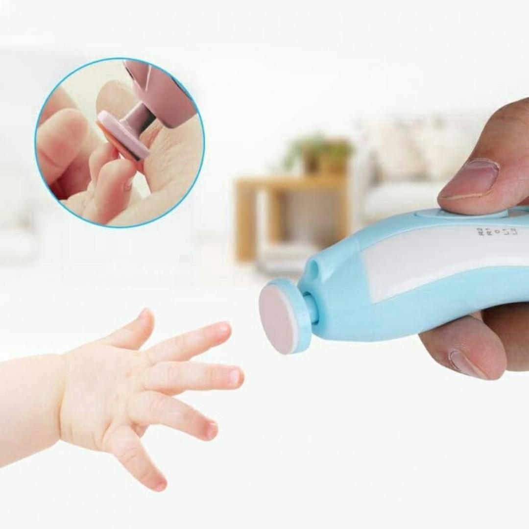 BABY NAIL TRIMMER (Category: Baby Toiletries & Grooming) located in Manila. Submitted by christimjose09 (Listing ID 233659094, Image 3). Description: Product details: ✔️A safer baby nail file that won't damage cuticles or soft nail beds, you can safely & quickly trim and polish little toenails and fingernails. ✔️Quiet motor, you can trim their nails while they are sleeping without them ever knowing. ✔️Two different power settings with spinning cl