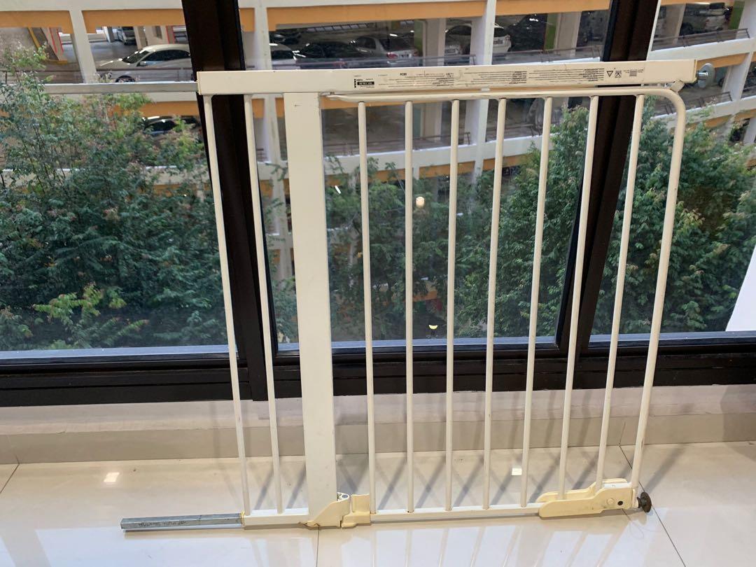 Baby Safety Gate, Babies & Kids, Bathing & Changing, Other Baby Bathing