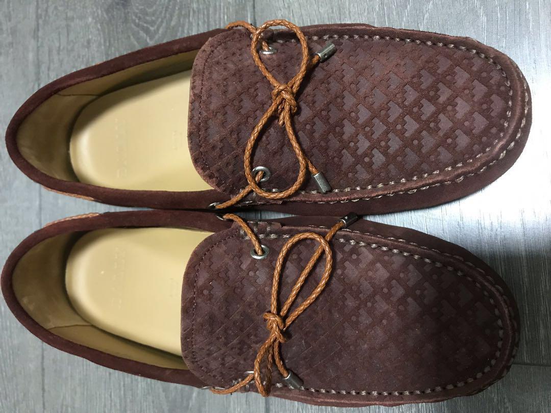 Bally Driver (Category: Dress Shoes) located in Singapore. Submitted by guolian (Listing ID 201487621, Image 3). Description: Very new condition Worn 2 times US size9.