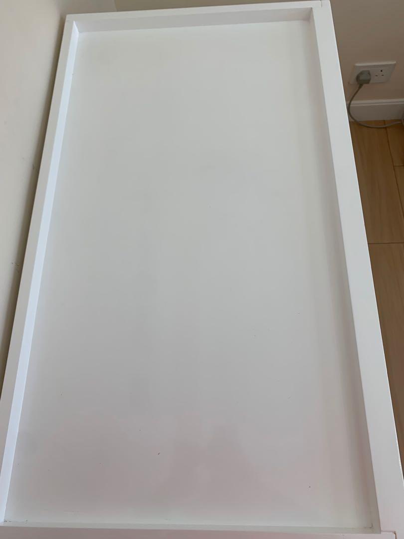 bloom changing table