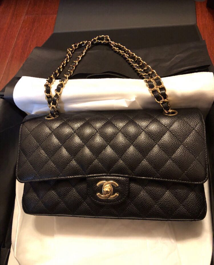 Chanel Bag cf 25cm 98%new, Luxury, Bags & Wallets on Carousell