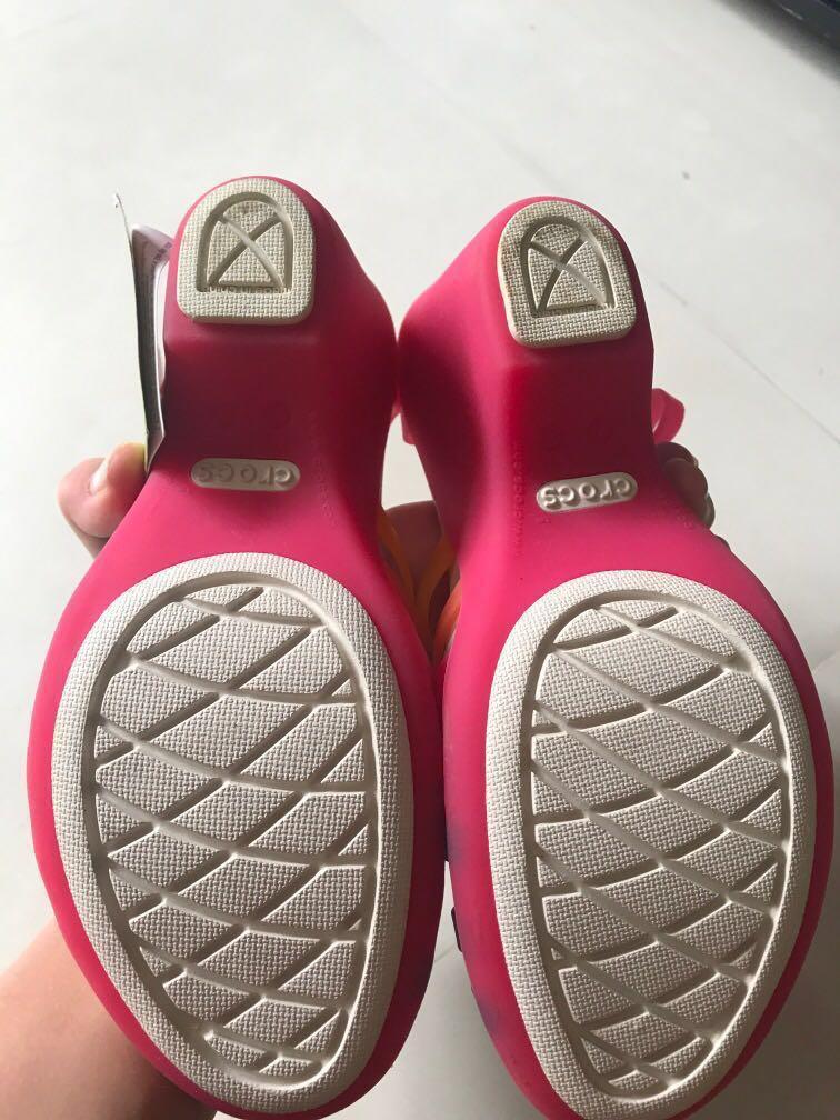 sandały crocs huarache