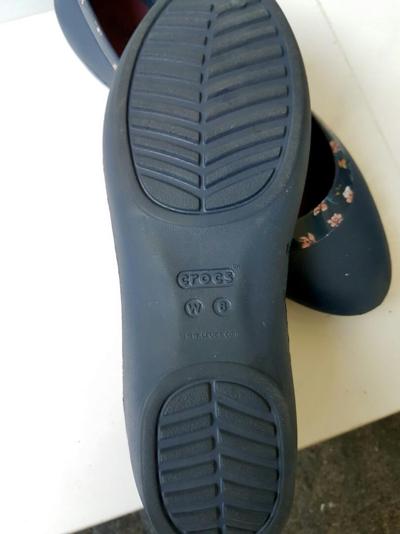 bugis junction crocs